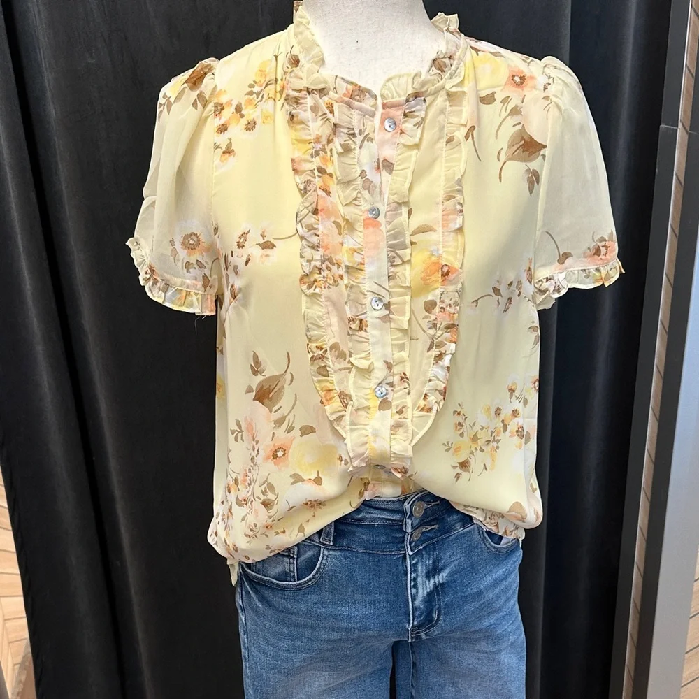 Doe & Rae Floral Ruffle Blouse - Soft Yellow - Picture 4 of 7